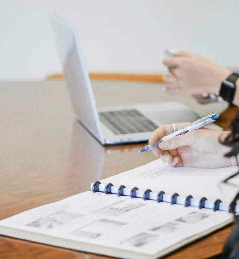 همکاری از راه دور: بهترین روش ها، چالش ها و ابزارها